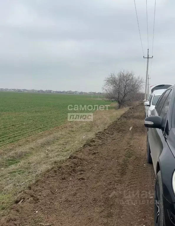 Участок в Крым, Сакский район, с. Молочное ул. Восточная (6.0 сот.) - Фото 0