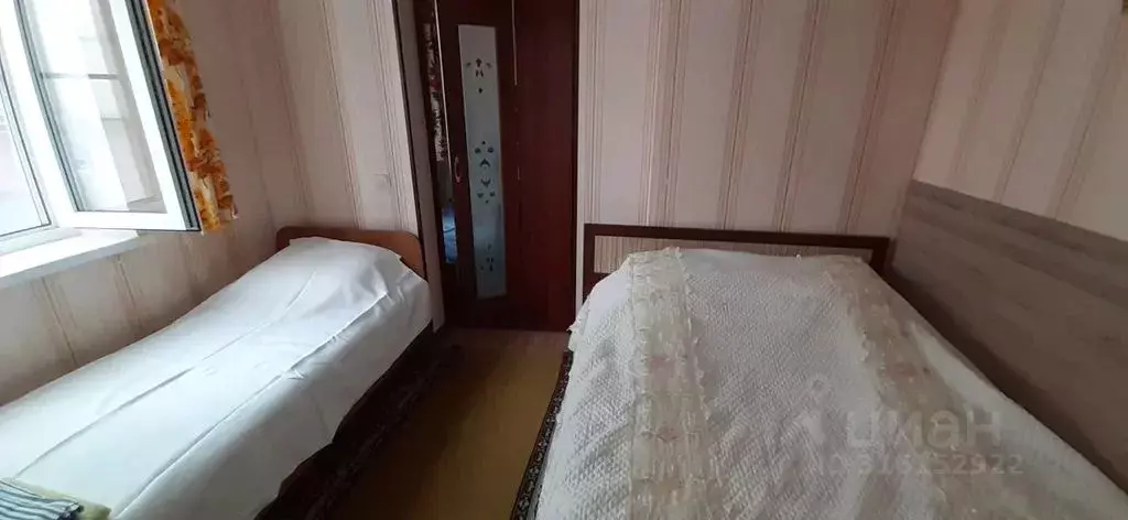 Комната Краснодарский край, Приморско-Ахтарск Октябрьская ул., 31 - Фото 1