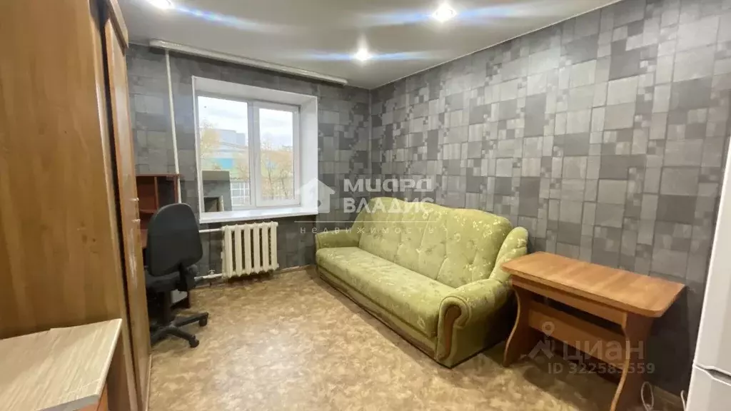 Комната Омская область, Омск ул. Декабристов, 155 (12.4 м) - Фото 2