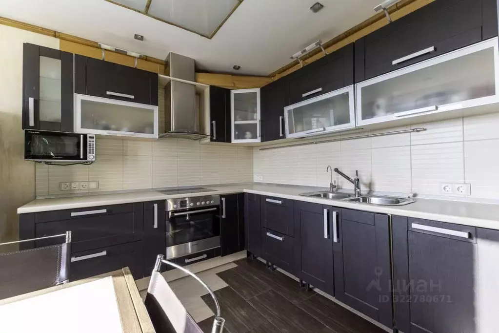 2-к кв. Санкт-Петербург ул. Рихарда Зорге, 4к2 (71.7 м) - Фото 2