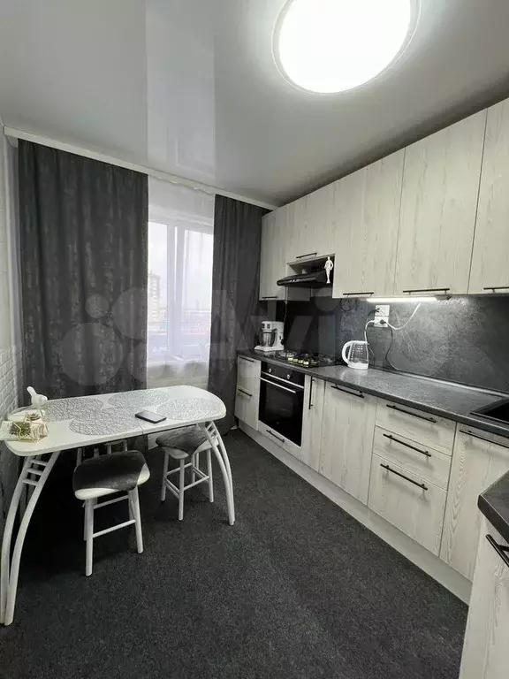 3-к. квартира, 64 м, 7/9 эт. - Фото 0