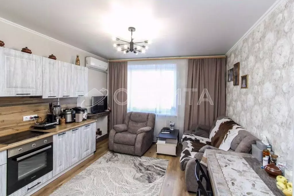 2-к кв. Тюменская область, Тюмень ул. Беляева, 33к2 (49.9 м) - Фото 2