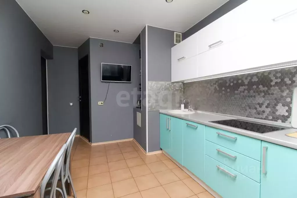 2-к кв. Красноярский край, Красноярск 9 Мая ул., 12 (53.3 м) - Фото 1