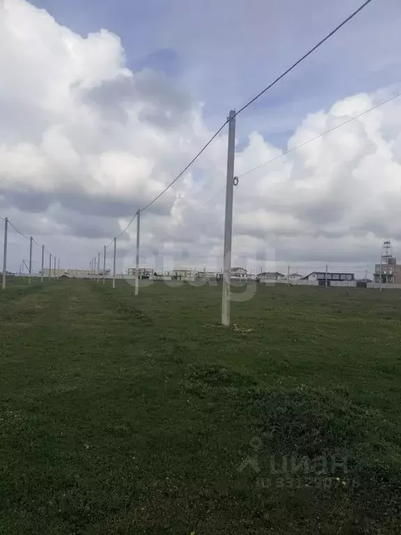 Участок в Крым, Сакский район, с. Молочное  (6.0 сот.) - Фото 1