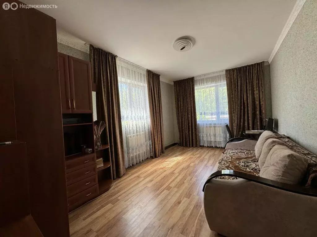 Дом в Динской район, станица Новотитаровская (98 м) - Фото 1