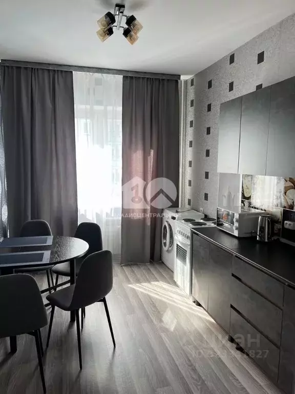 1-к кв. Новосибирская область, Новосибирск ул. Николая Сотникова, 36 ... - Фото 1