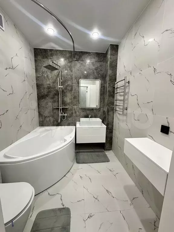 2-к. квартира, 63 м, 6/9 эт. - Фото 1