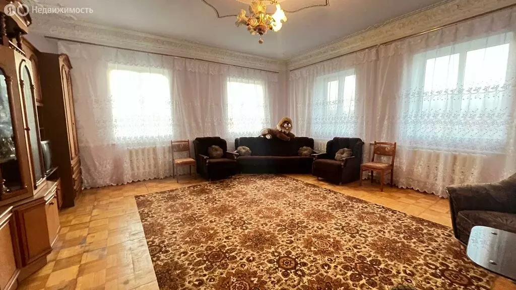 Дом в Лабинск, улица Воровского (183 м) - Фото 1