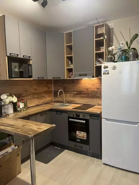 Студия Свердловская область, Екатеринбург ул. Латвийская, 58/3 (22.4 ... - Фото 1