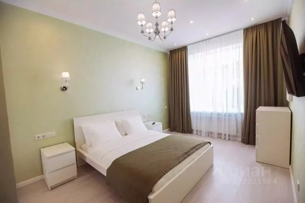 2-к кв. Крым, Симферополь ул. Пахотная, 10 (60.0 м) - Фото 1