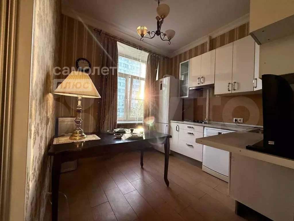 2-к. квартира, 53 м, 5/10 эт. - Фото 0