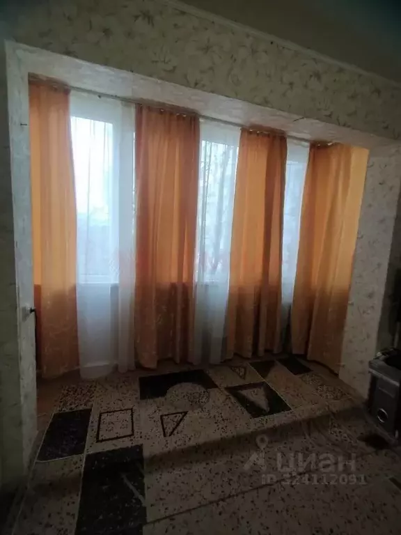 3-к кв. Ростовская область, Волгодонск просп. Мира, 73 (61.4 м) - Фото 2