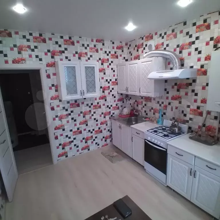 1-к. квартира, 60 м, 4/5 эт. - Фото 1