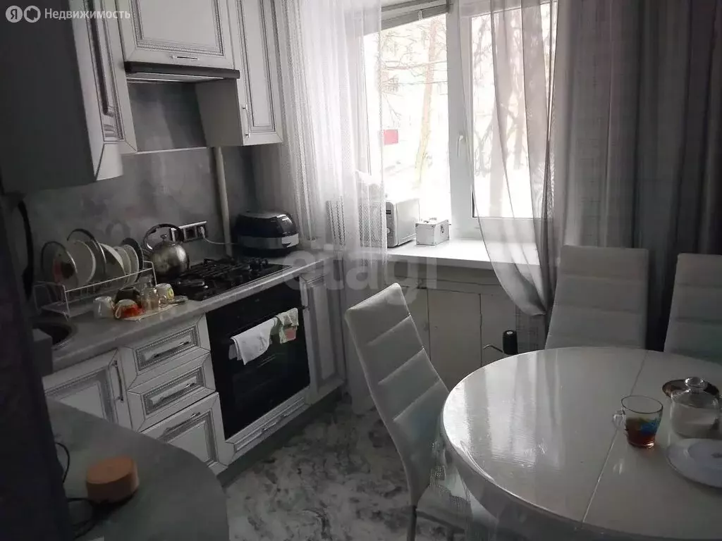 3-комнатная квартира: Саранск, улица Богдана Хмельницкого, 65 (54.7 м) - Фото 1