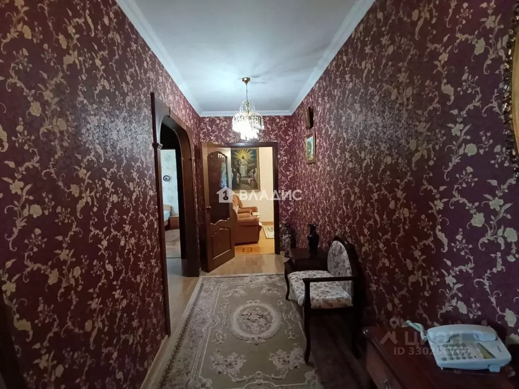 3-к кв. Белгородская область, Белгород Железнодорожная ул., 121 (71.2 ... - Фото 1