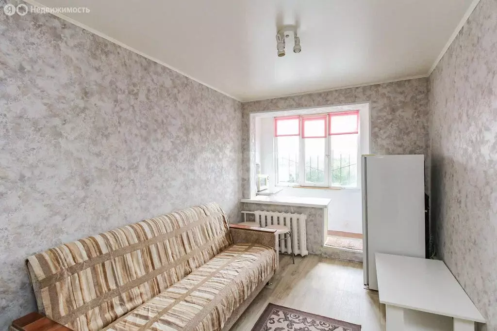 Квартира-студия: Тюмень, Шаимский проезд, 14А (13 м) - Фото 0