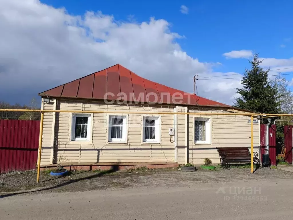 Дом в Курская область, Курский район, Шумаковский сельсовет, д. ... - Фото 1
