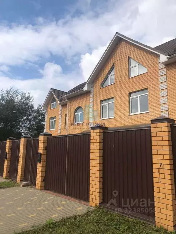 Таунхаус в Калужская область, Калуга Богородицкая ул., 32А (278 м) - Фото 1