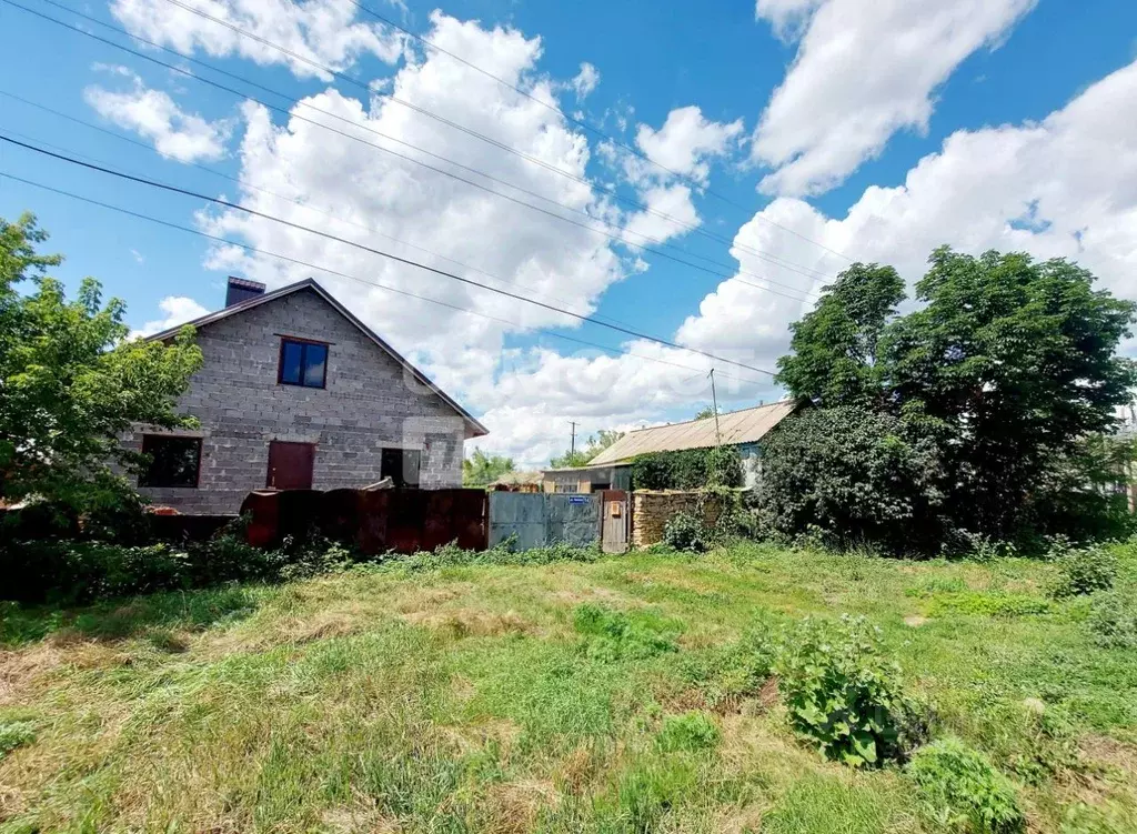 Дом в Оренбургская область, Оренбургский район, с. Нежинка ул. ... - Фото 0