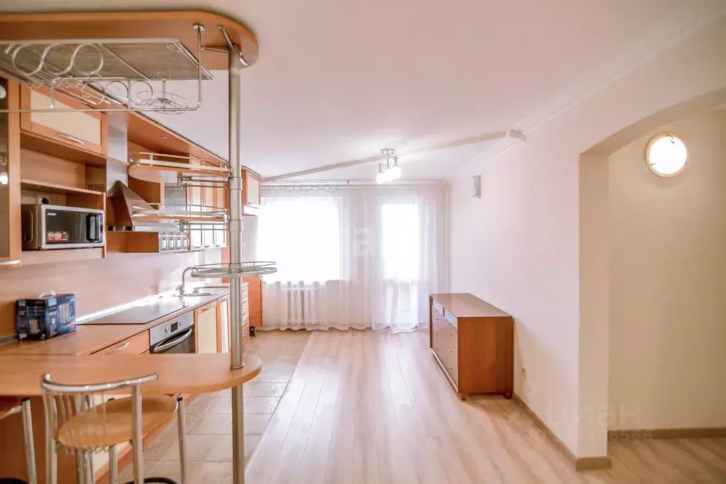 4-к кв. Сахалинская область, Южно-Сахалинск ул. имени Космонавта ... - Фото 1