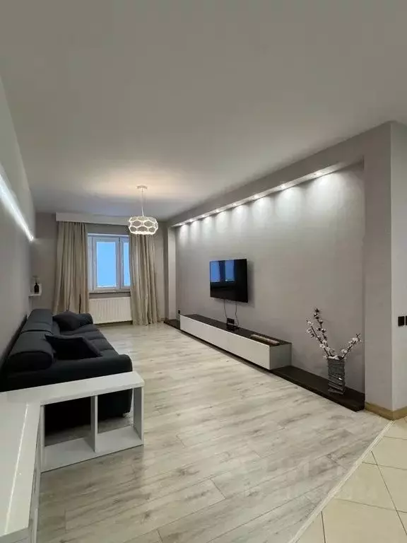 3-к кв. Калининградская область, Калининград Римская ул., 29 (84.0 м) - Фото 0