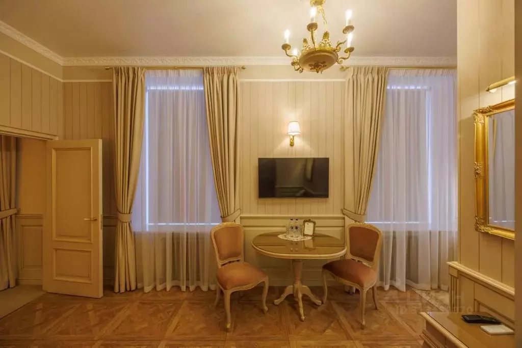 2-к кв. Санкт-Петербург наб. Лейтенанта Шмидта, 37 (40.0 м) - Фото 1
