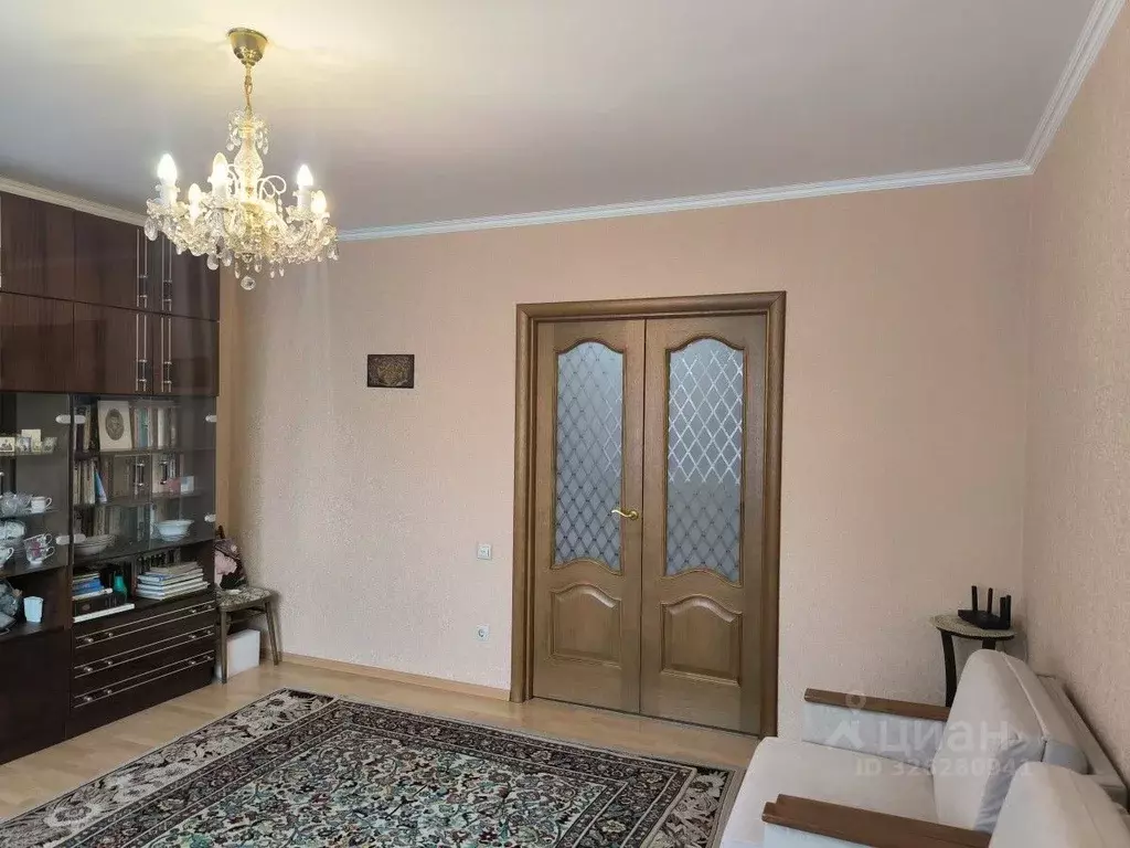 3-к кв. Омская область, Омск ул. 70 лет Октября, 20/2 (70.0 м) - Фото 2