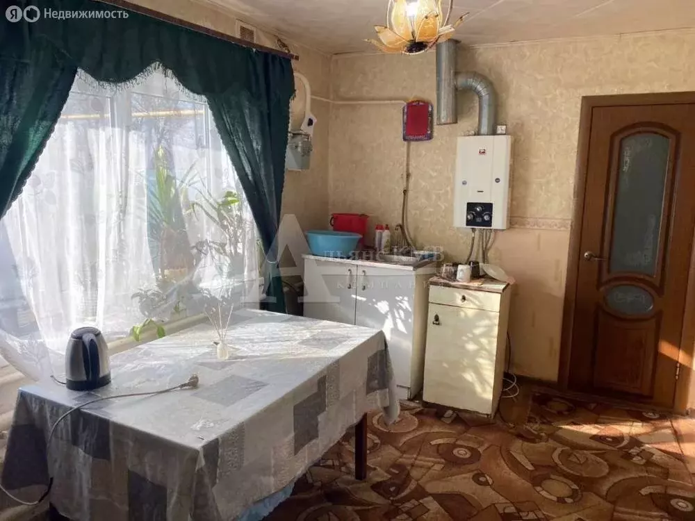 Дом в Зеленокумск, улица Пугачёва (78 м) - Фото 1