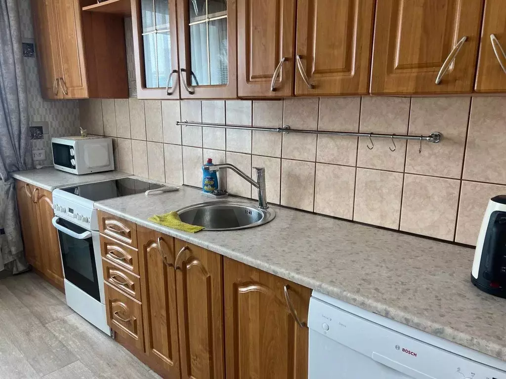 3-к. квартира, 64 м, 3/5 эт. - Фото 0