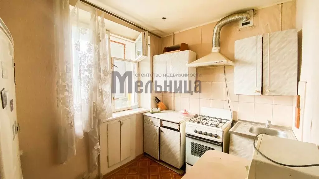 3-к кв. Волгоградская область, Волгоград бул. 30-летия Победы, 6 (67.0 ... - Фото 1