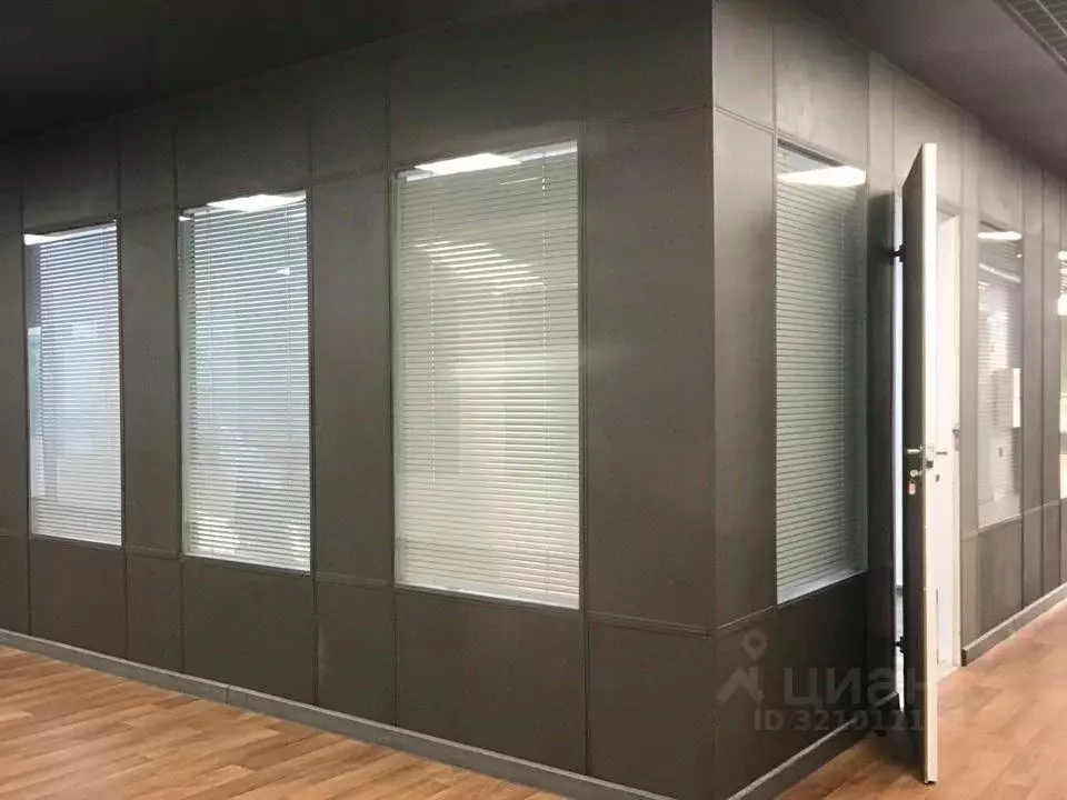 Офис в Иркутская область, Иркутск ул. Свердлова, 36 (22 м) - Фото 1