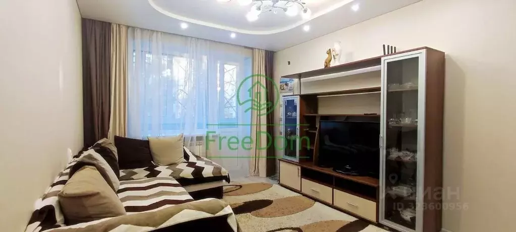 3-к кв. Белгородская область, Белгород ул. Попова, 69 (58.0 м) - Фото 1