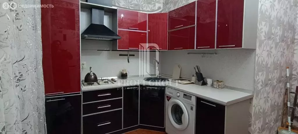 2-комнатная квартира: Махачкала, улица Селивантьева, 32 (72 м) - Фото 0