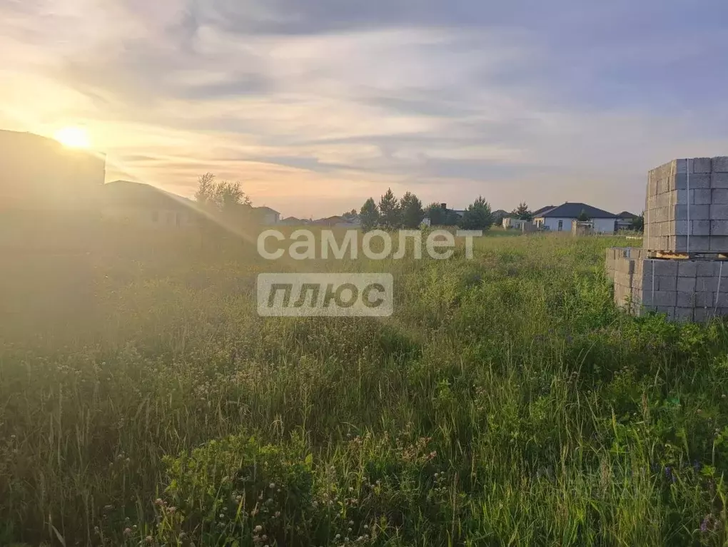 Участок в Московская область, Одинцовский городской округ, д. ... - Фото 0
