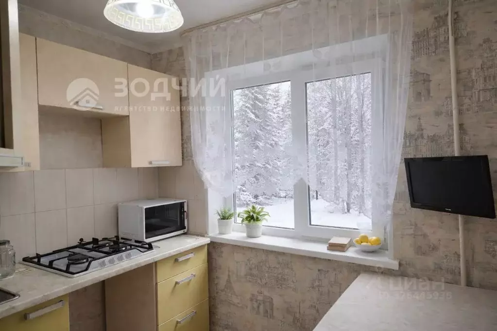 3-к кв. Чувашия, Новочебоксарск Советская ул., 28 (56.5 м) - Фото 1