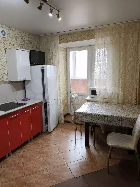 1-к. квартира, 50 м, 8/17 эт. - Фото 0