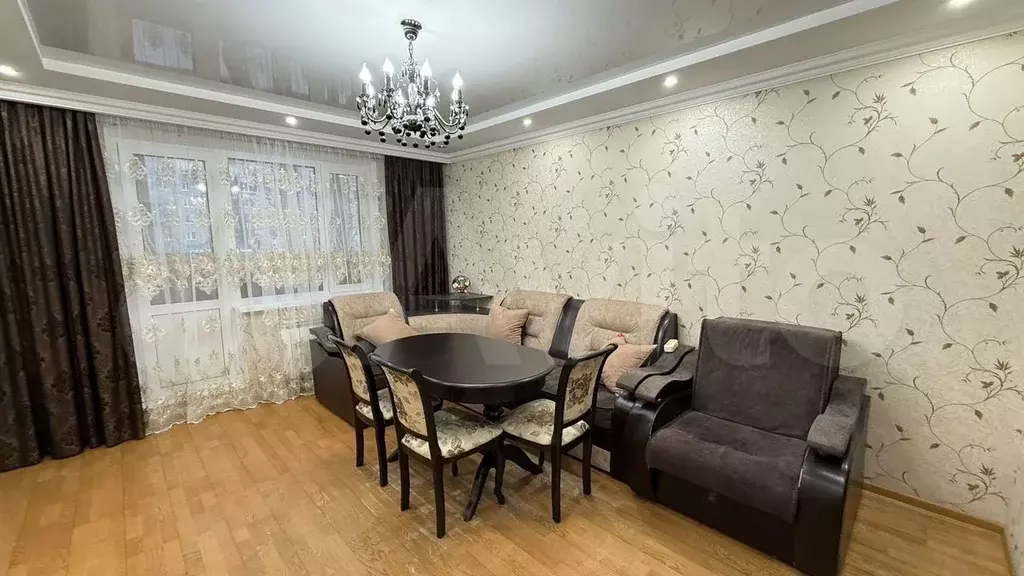 3-к. квартира, 70 м, 2/9 эт. - Фото 1