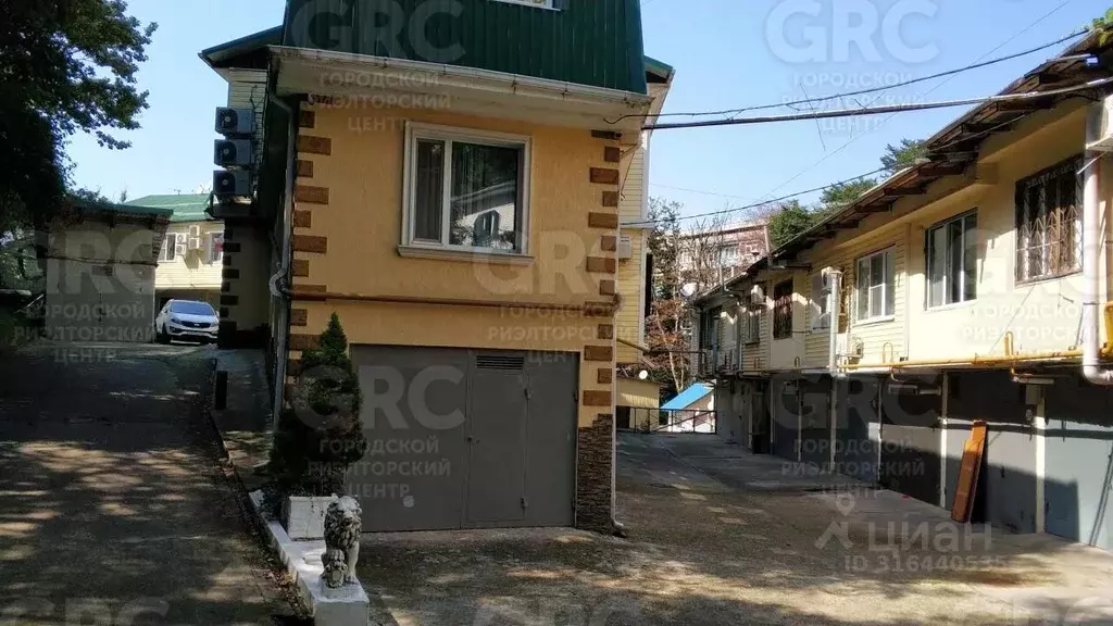 Гараж в Краснодарский край, Сочи ул. Макаренко, 39/2 (62 м) - Фото 0