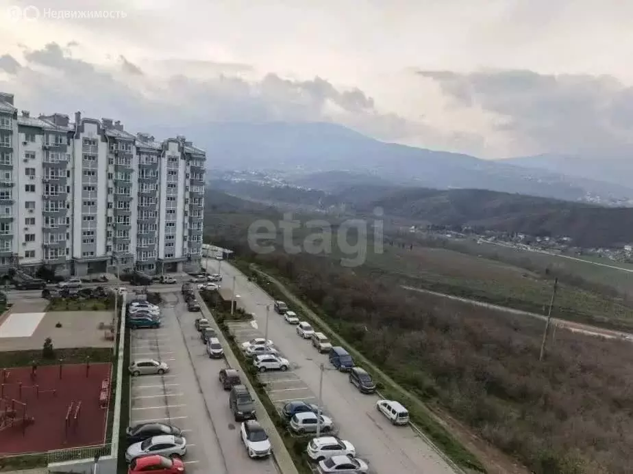 2-комнатная квартира: Алушта, улица 60 лет СССР, 29 (56 м) - Фото 2