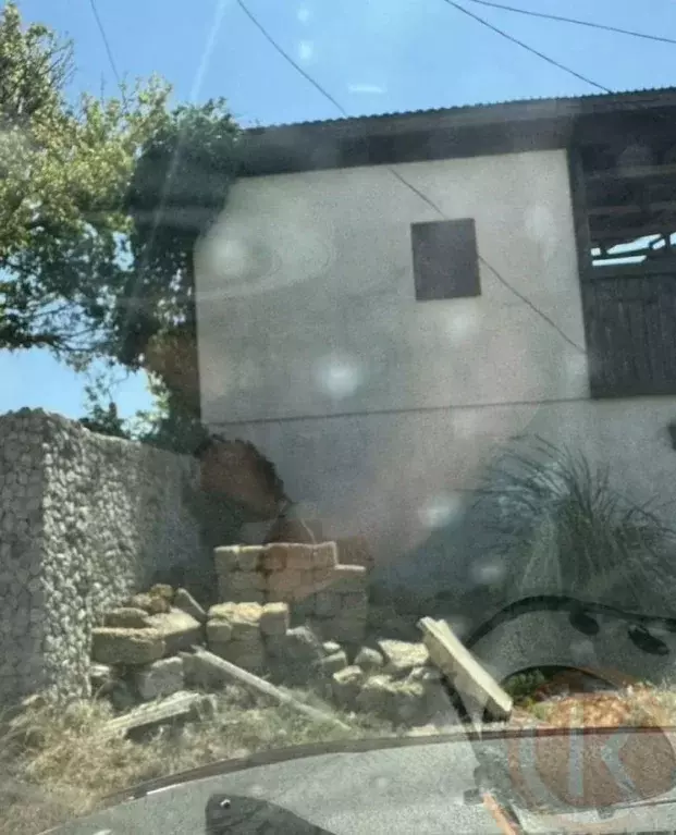 Дом в Крым, Сакский район, с. Молочное ул. Победы, 70 (200 м) - Фото 2