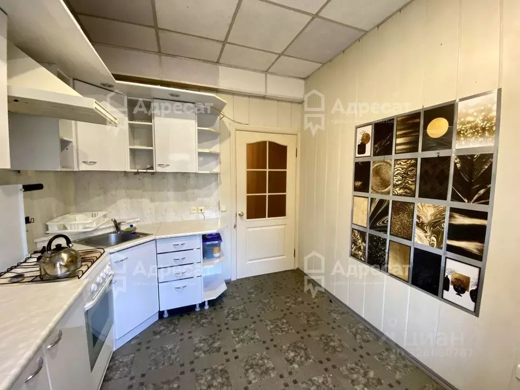 2-к кв. Волгоградская область, Волгоград Комсомольская ул., 10 (53.9 ... - Фото 1