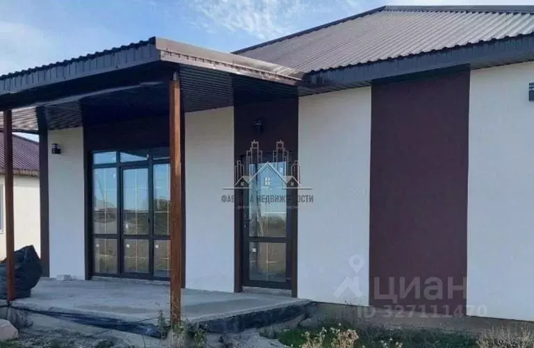 Дом в Крым, Симферопольский район, с. Урожайное ул. Южная (115 м) - Фото 1