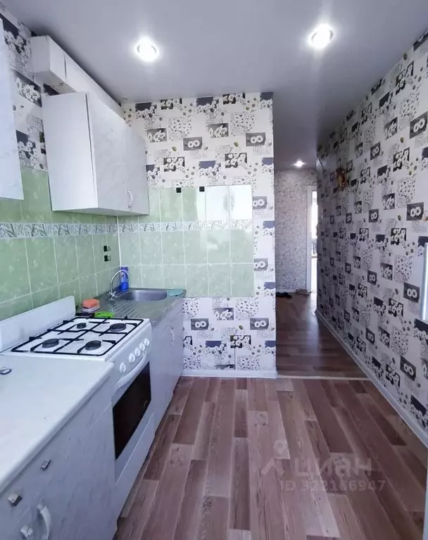 2-к кв. Оренбургская область, Новотроицк Уральская ул., 9 (45.0 м) - Фото 1