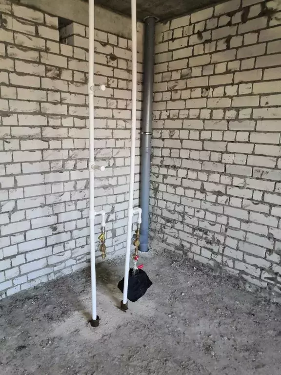 2-к кв. Саратовская область, Саратов туп. 2-й Кавказский, 1 (58.0 м) - Фото 2