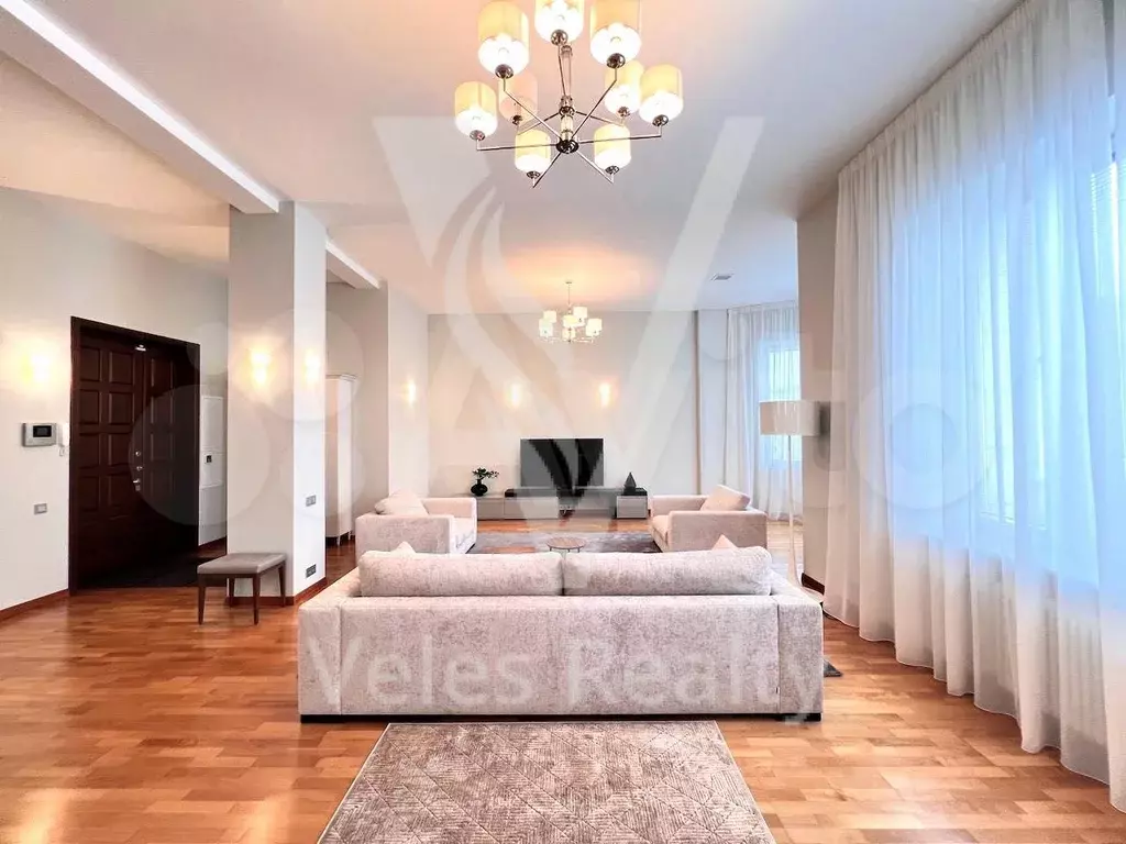 3-к. квартира, 128 м, 5/8 эт. - Фото 0