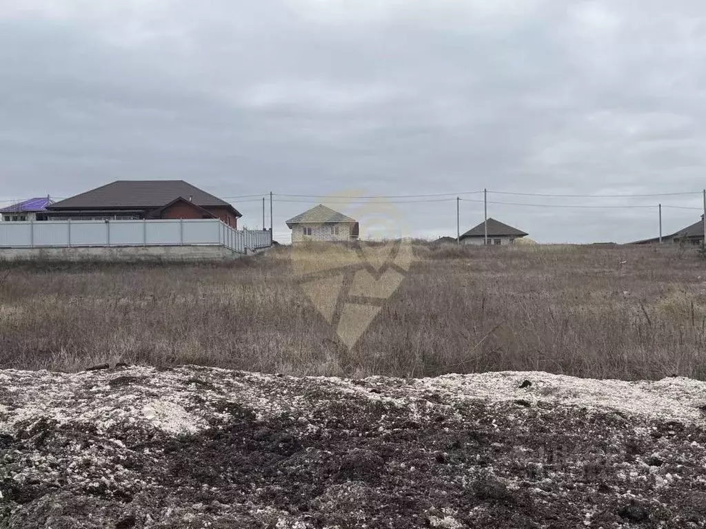 Участок в Белгородская область, Старый Оскол Вишенки мкр,  (15.0 сот.) - Фото 0