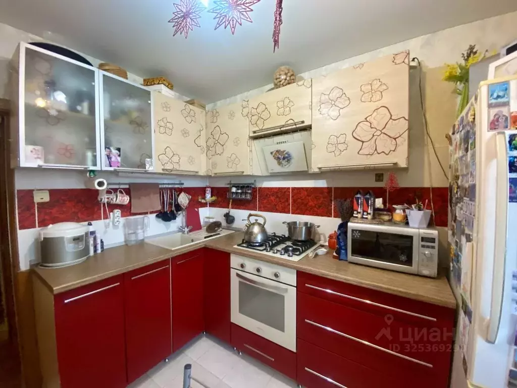 3-к кв. Краснодарский край, Темрюк Октябрьская ул. (58.0 м) - Фото 1