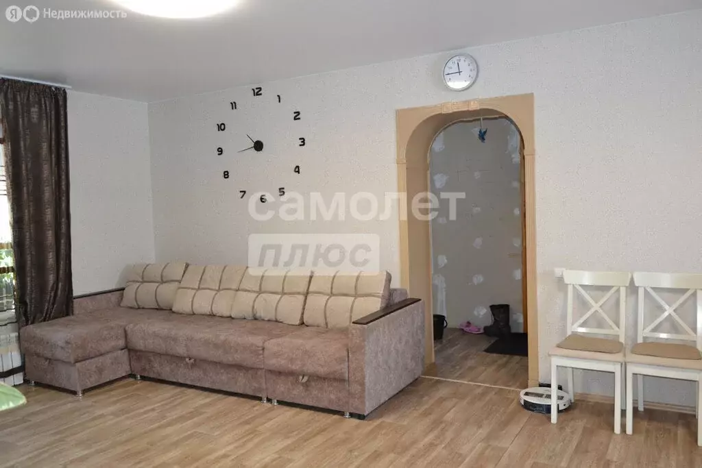 Дом в село Новолуговое, СНТ Иня-2, улица Михаила Ульянова, 8 (153.2 м) - Фото 1