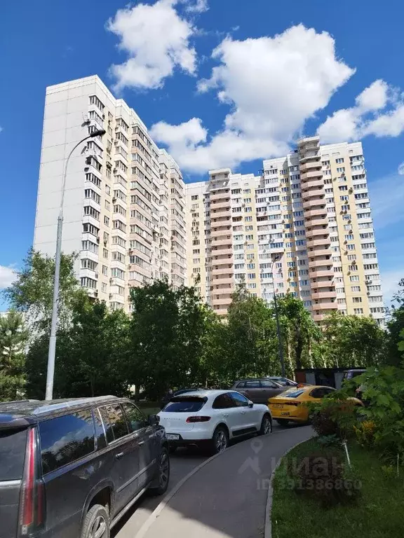 3-к кв. Москва ул. Академика Анохина, 2К1 (70.0 м) - Фото 1