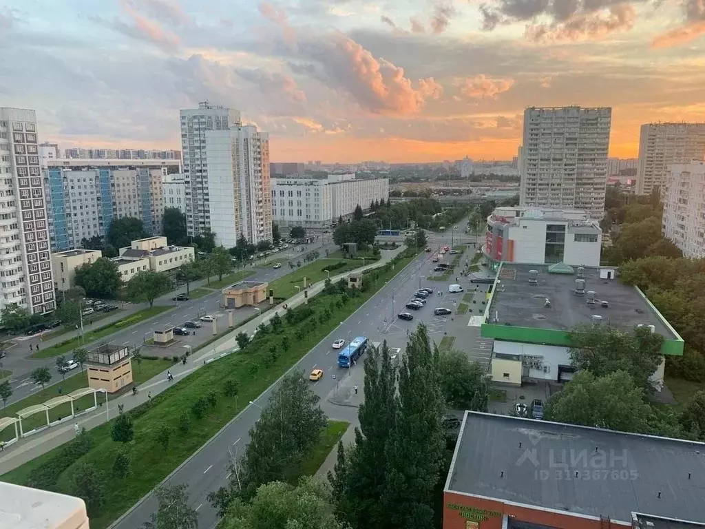 3-к кв. Москва Строгинский бул., 5 (80.0 м) - Фото 0
